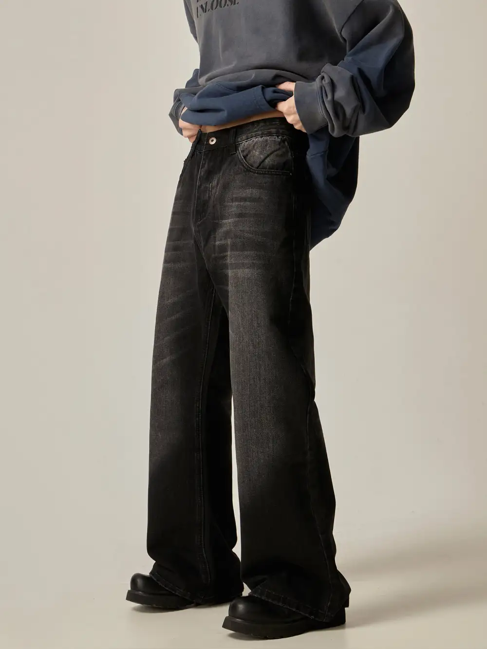 Baggy Straight Leg Jeans