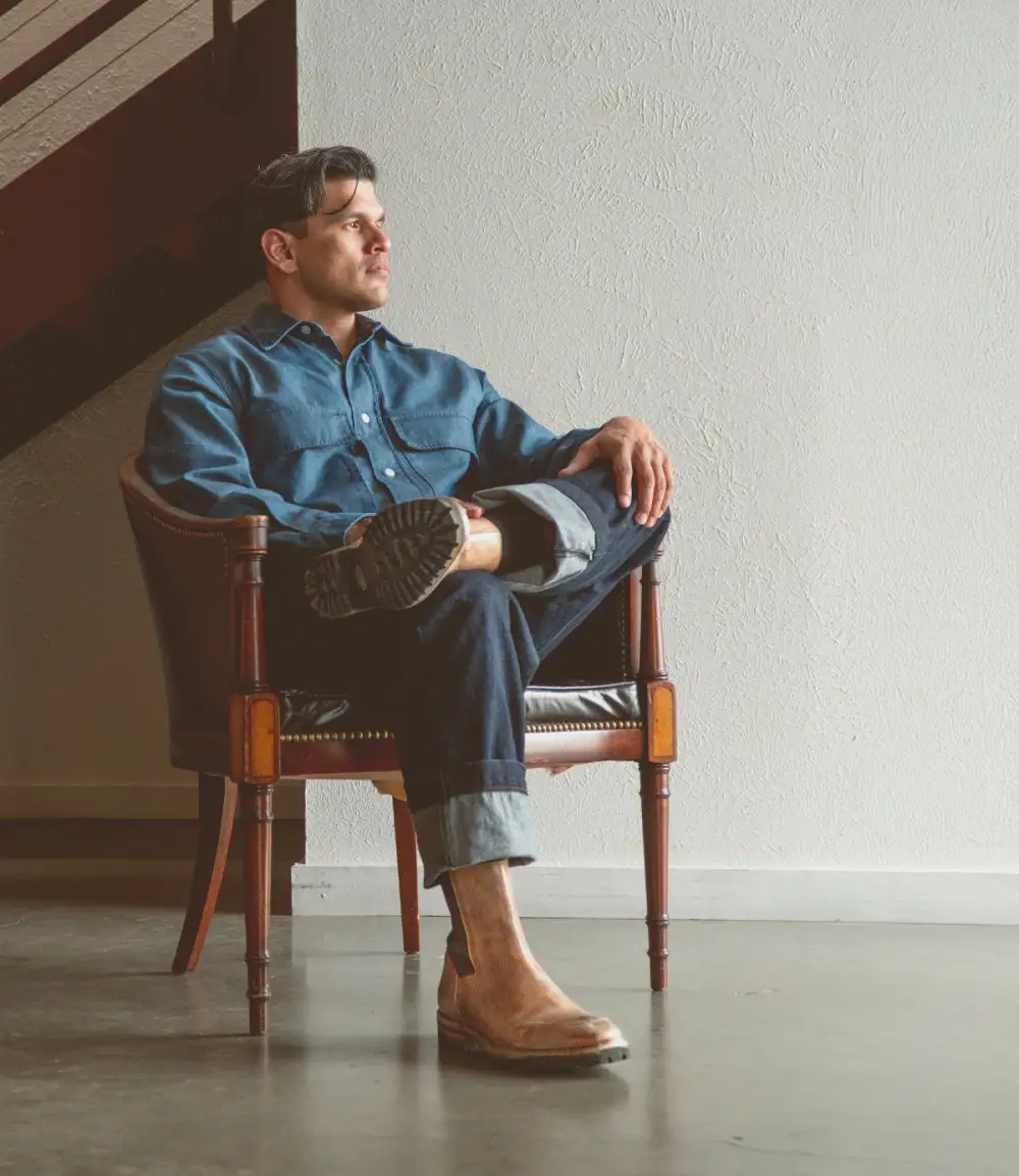Streamlined Pull-Tab Chelsea Boots