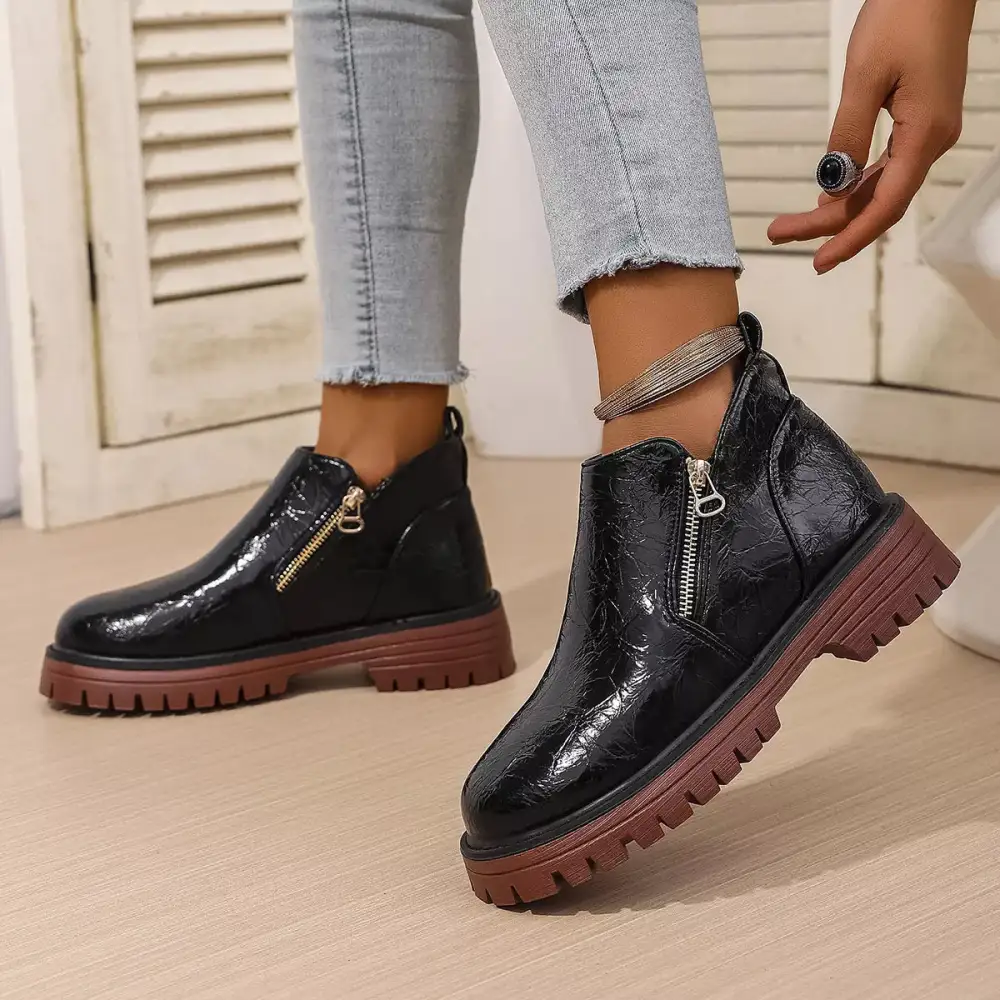 Breezy Round Toe Block Heels Boots