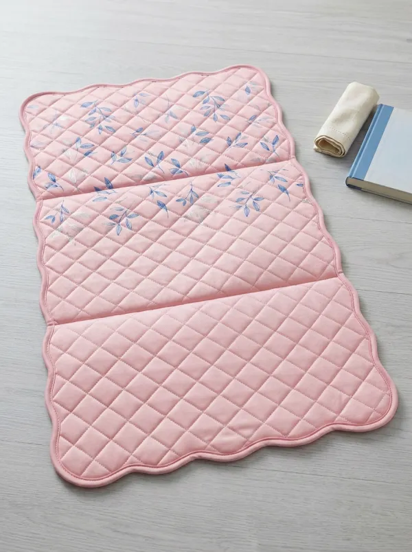 Portable Cooling Leaf Pattern Quilted Pattern Cooling Mat