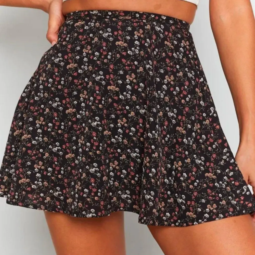 Floral A-Line High-Waist Skirt