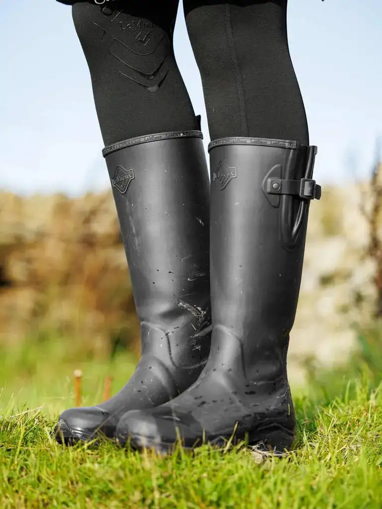 Classic Weather-Ready Comfort Riding Boots