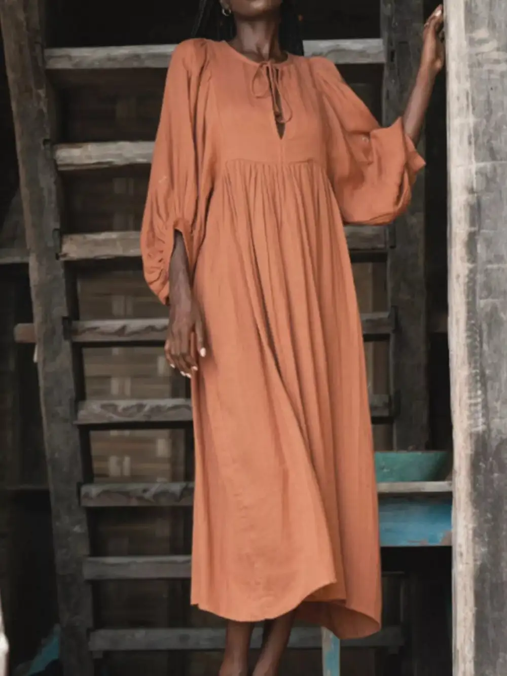 Structured Shape Tie Midi Dress