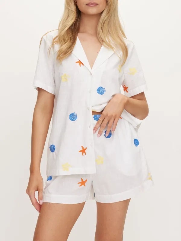 Art Graphic White Short