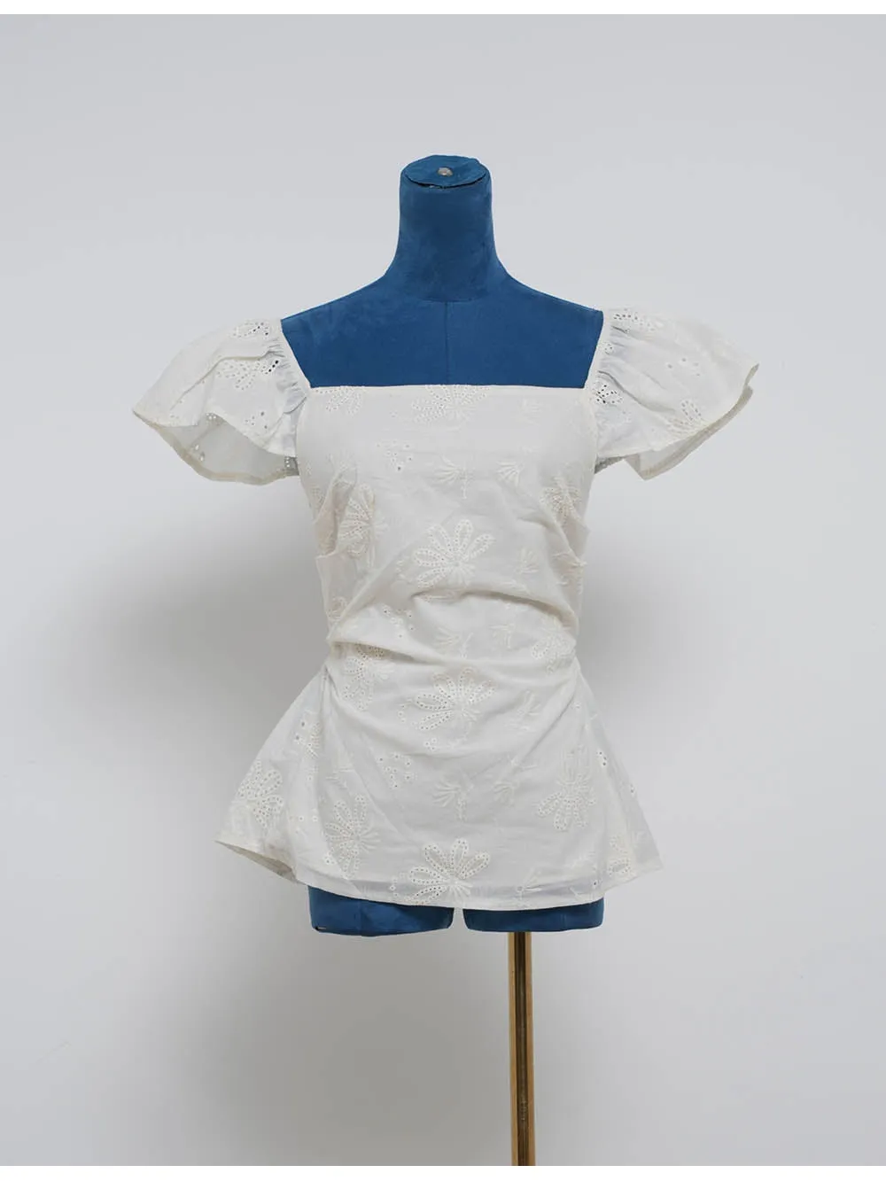 Chic Hollow Out Embroidery Square Neck Short Sleeves Top