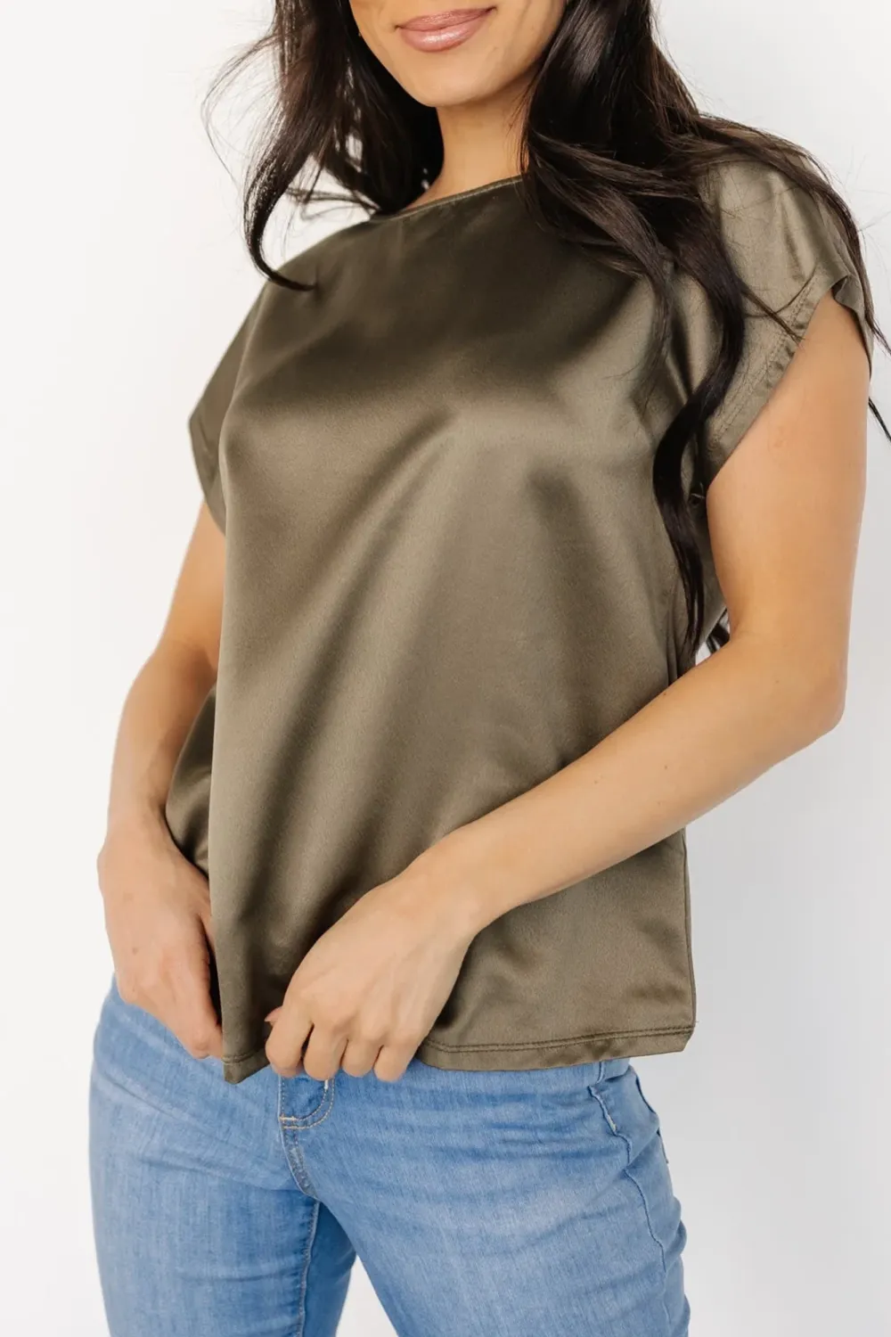 Simple Silky And Breathable Round Neck Shirt