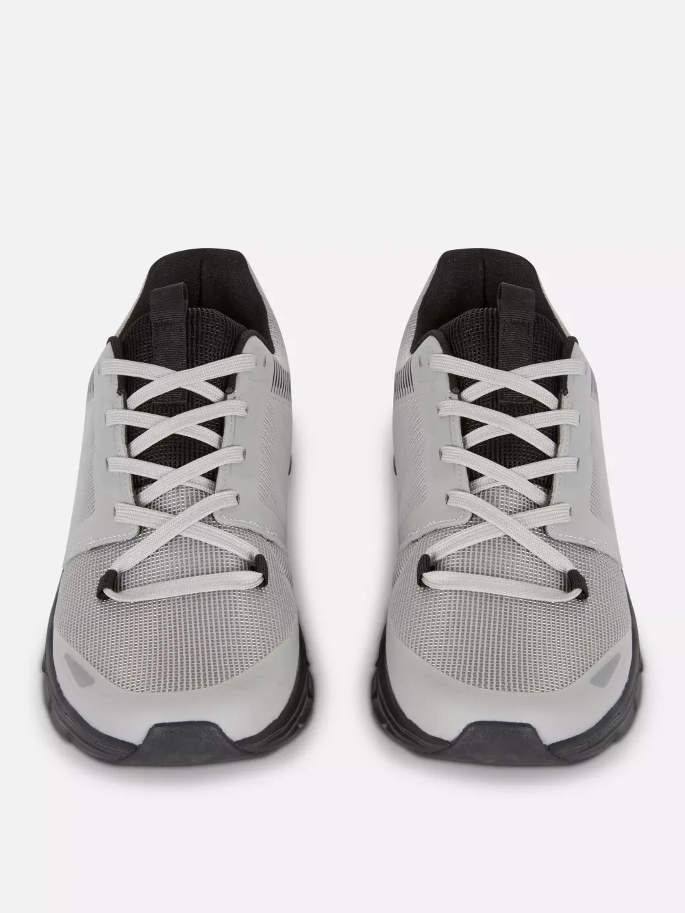 Lightweight And Breathable Mesh Leisure Sports Shoes