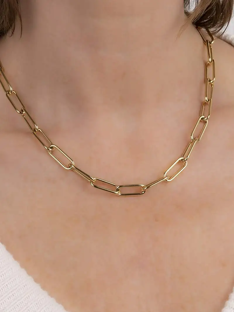 Rounded Knot Necklace
