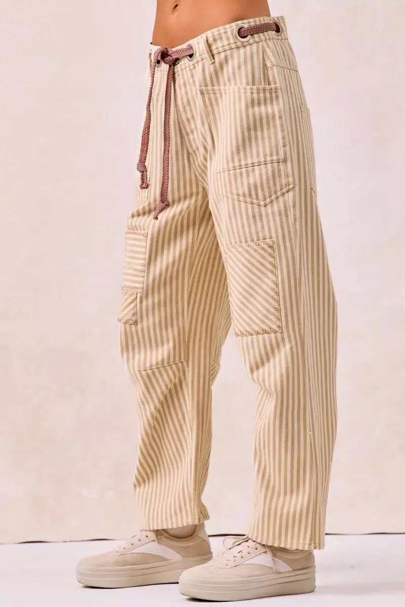 Minimal Sequin Striped Barrel Leg Relaxed Fit Pants