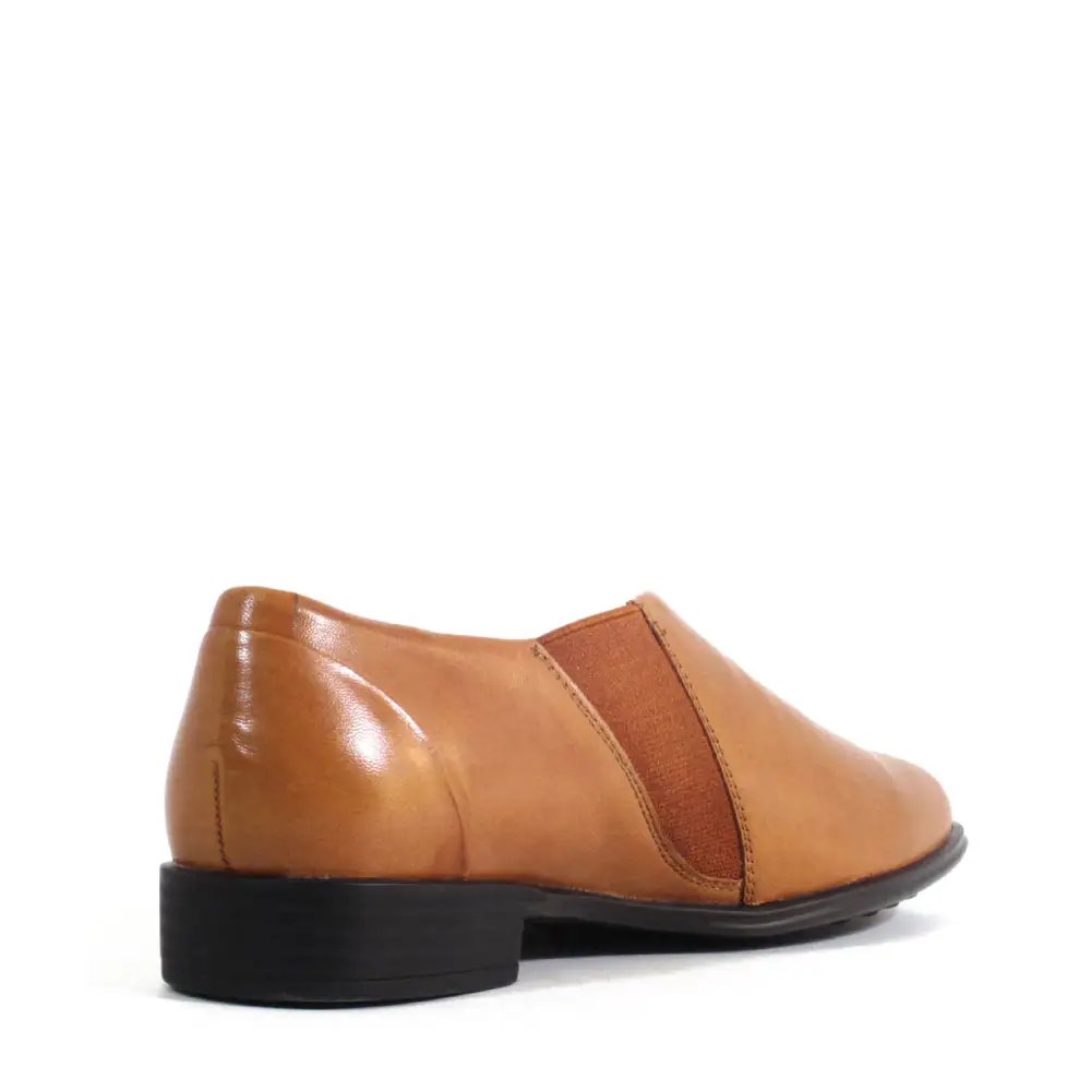 Sleek Leather Flat Loafers