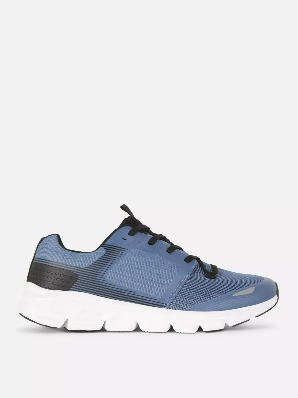Lightweight And Breathable Mesh Leisure Sports Shoes