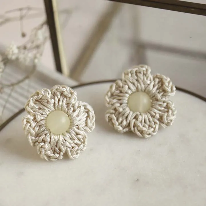 Elegant Refined Earrings
