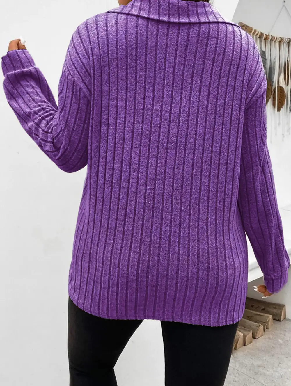 Plus Size Ribbed V-Neck Long Sleeve Tee