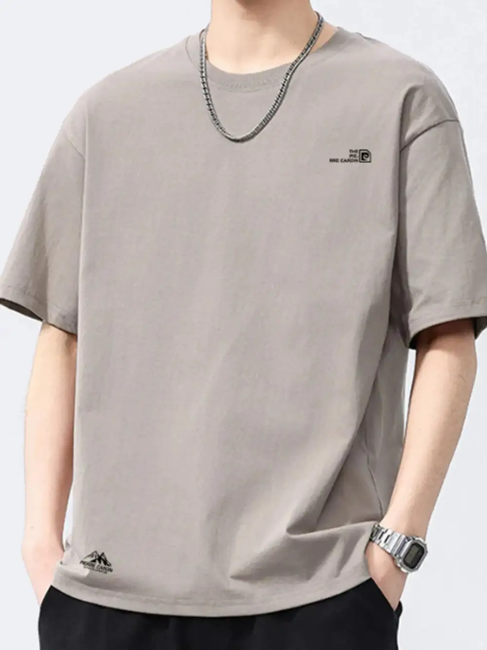 Clean Look Round Neck Short Sleeve T-Shirt