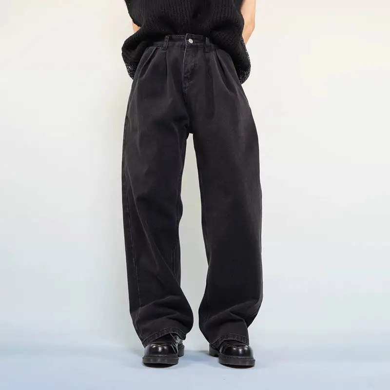 Cloudwash Pleated Barrel-Leg Jeans