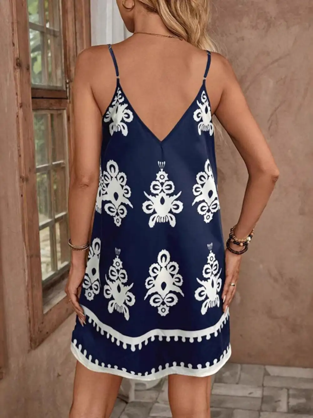 Printed V Neck Sleeveless Mini Dress