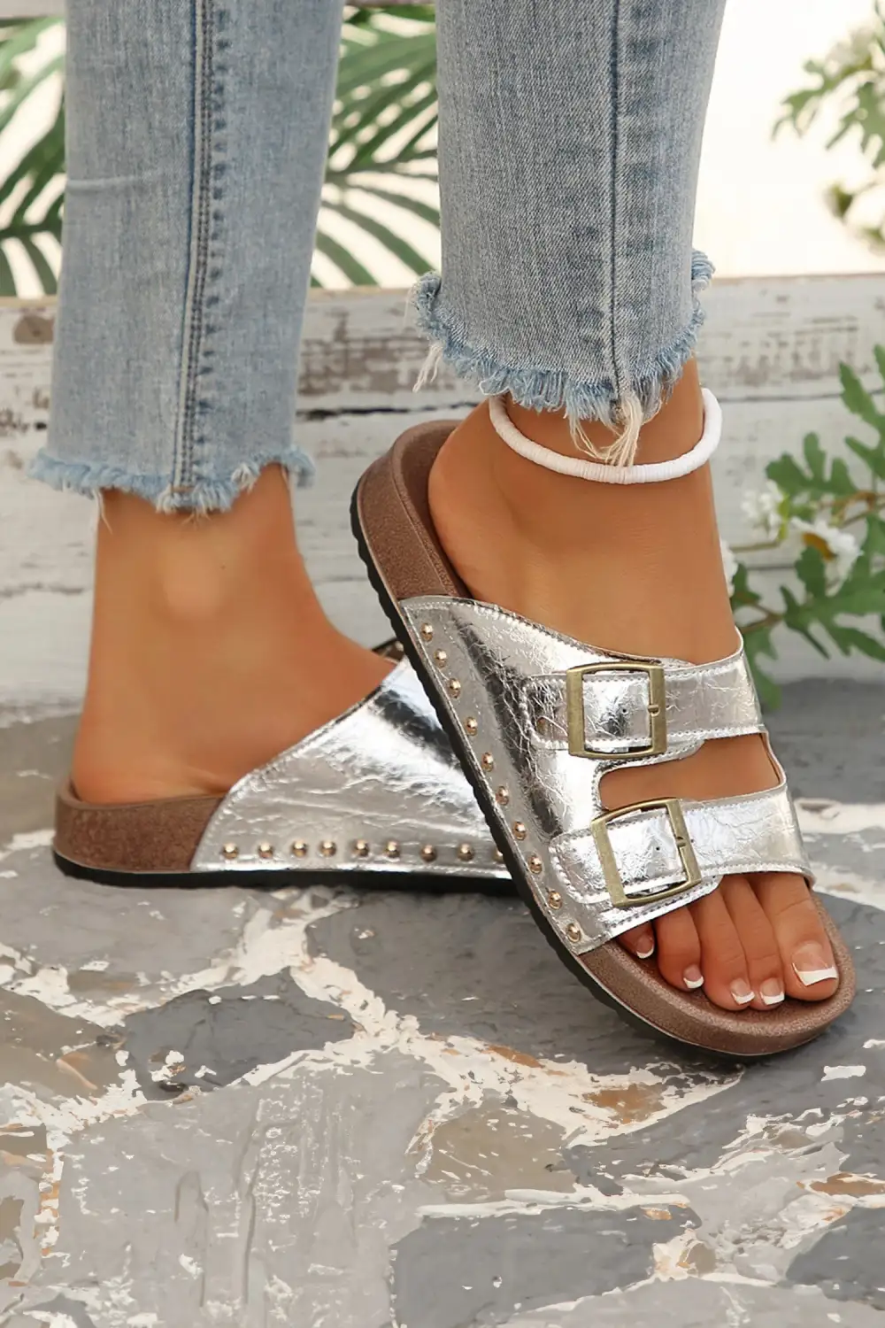 Contemporary Studded Leather Buckle Strappy Flat Sandals