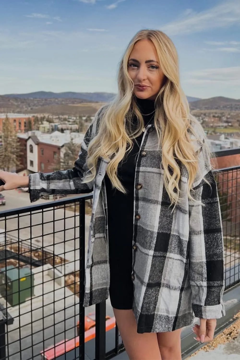 Women's 2023 Fall Clothes Plaid Shacket Jacket Long Sleeve Button Down Flannel Shirts Fashion Blouse