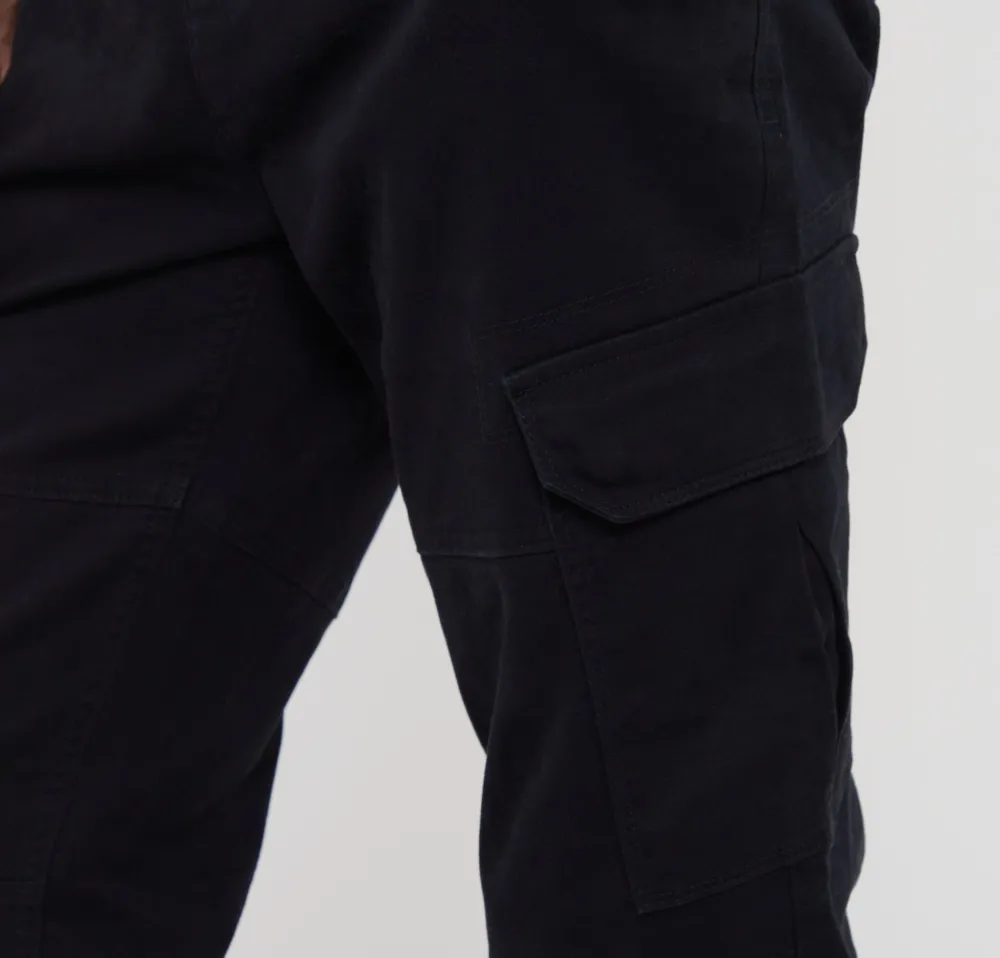 Men's Black Jogger Style Cargo Pants