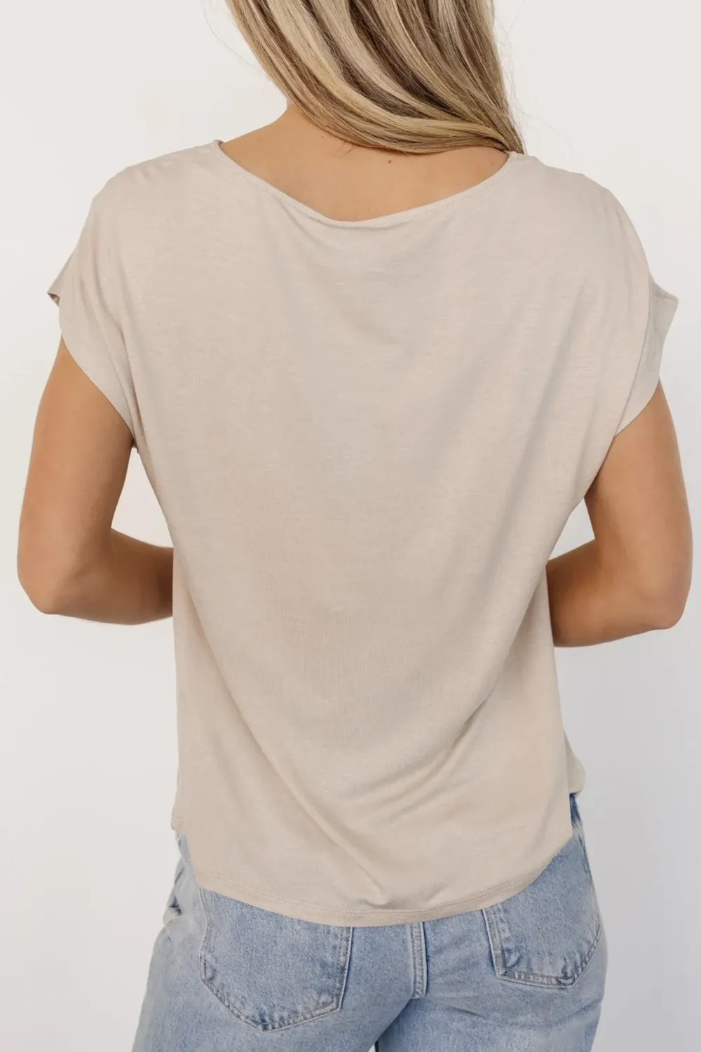 Simple Silky And Breathable Round Neck Shirt