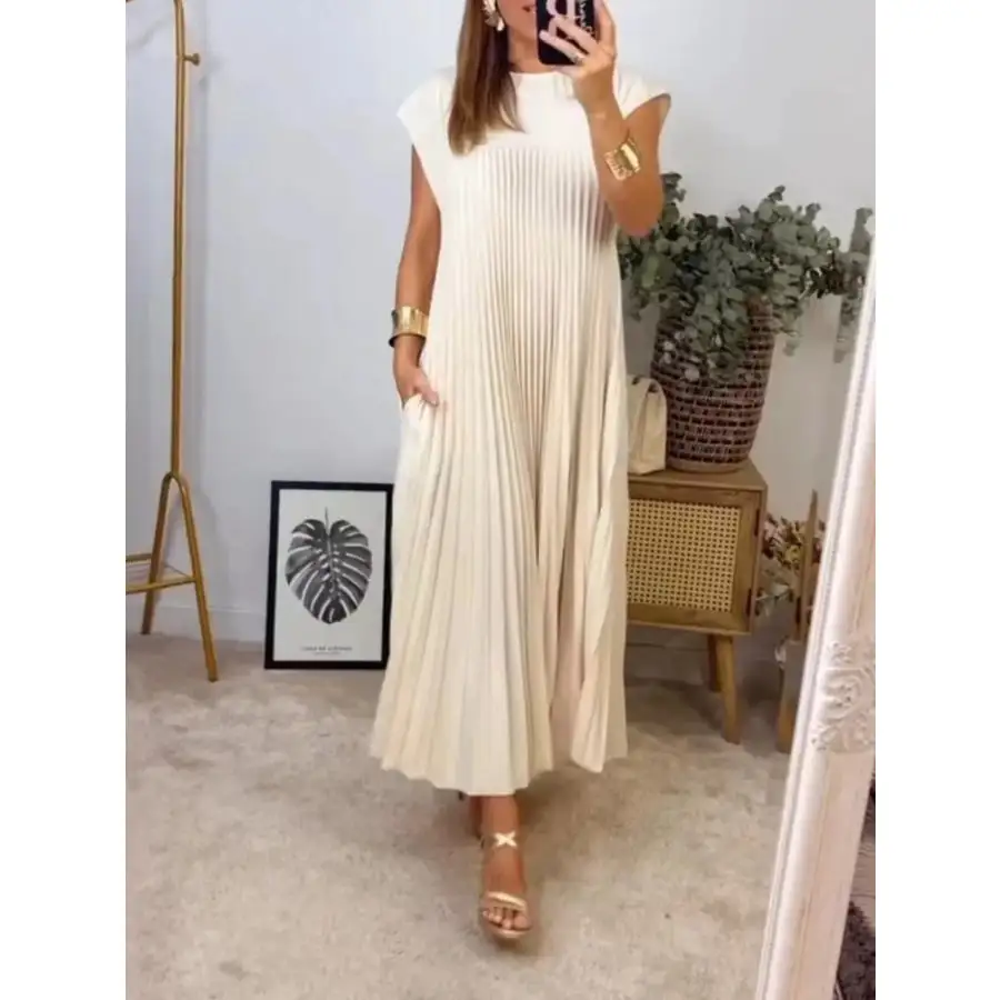 Relaxed Full Size Pleated Round Neck Maxi Dress Plus Size