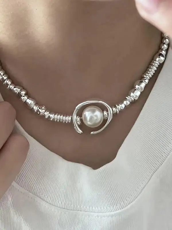 Chain Geometric Alloy Pearl Detail Necklace
