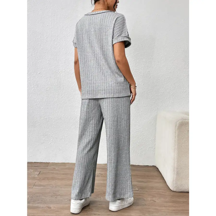 Modern Round Neck Short Sleeve Top and Pants Set