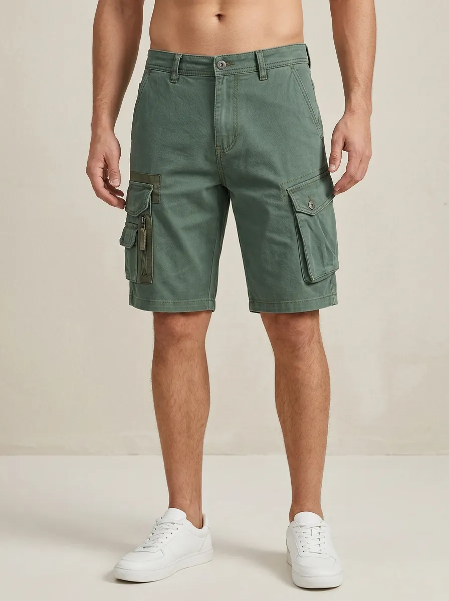 Men's Relaxed Fit Cargo Shorts with Multi Pocket Details for Daily Wear