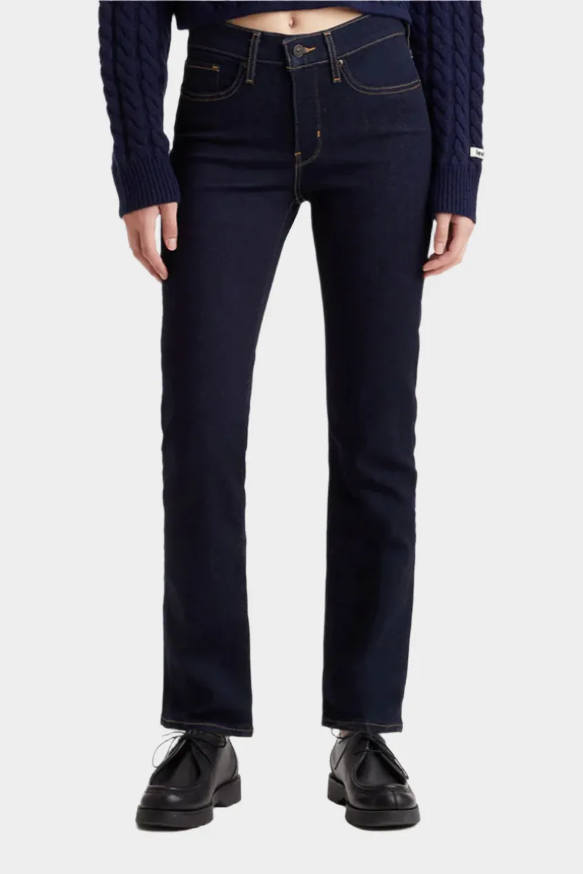 Women's Classic Straight Leg Jeans