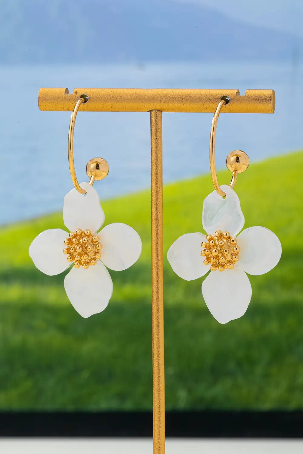 Acrylic Floral Dangle Hoop arrings