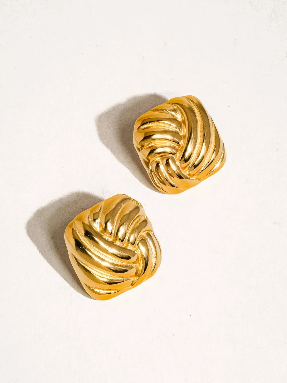 Wavy Square Stud Earrings