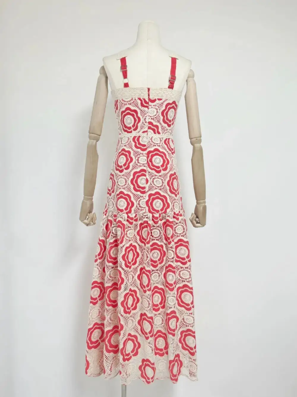 Lace Tiered Sleeveless Midi Dress