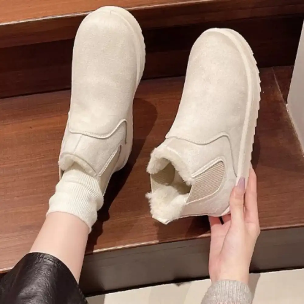 Soft Round Toe Platform Boots