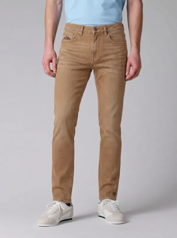 Men's Classic Comfort Mountain Logo Stretch Denim Jeans