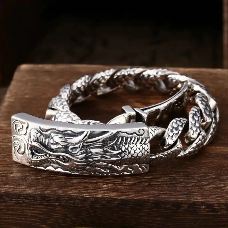 Retro Dragon Scale Pattern Engraved Bracelet