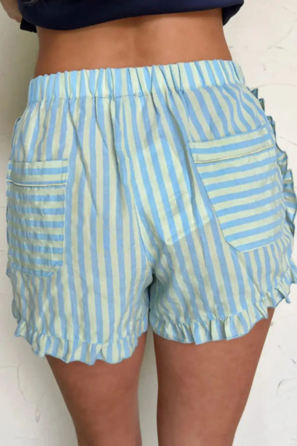 Striped Elastic Waist 6 Casual Shorts
