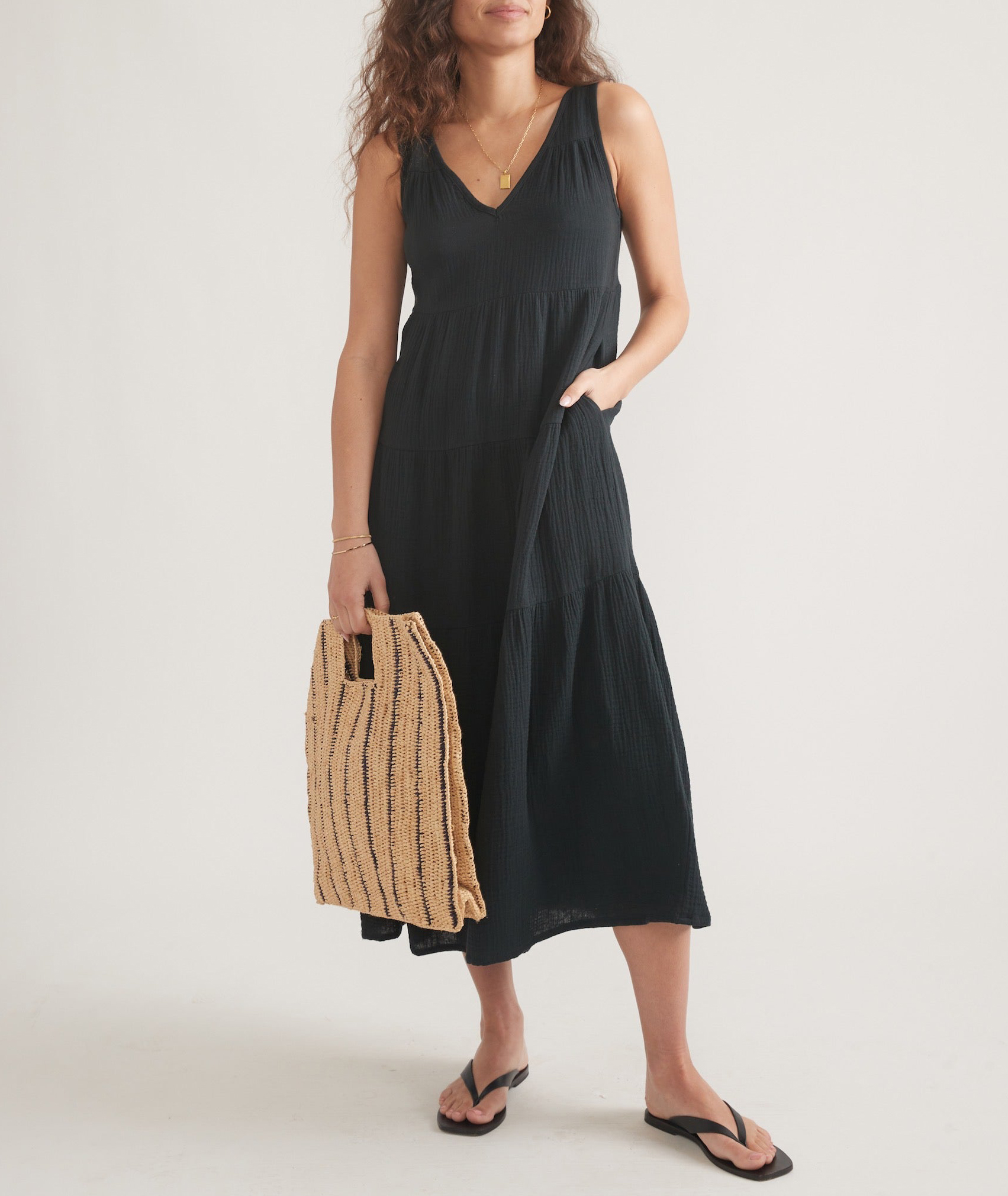 Black Double Cloth Pocketed Dress
