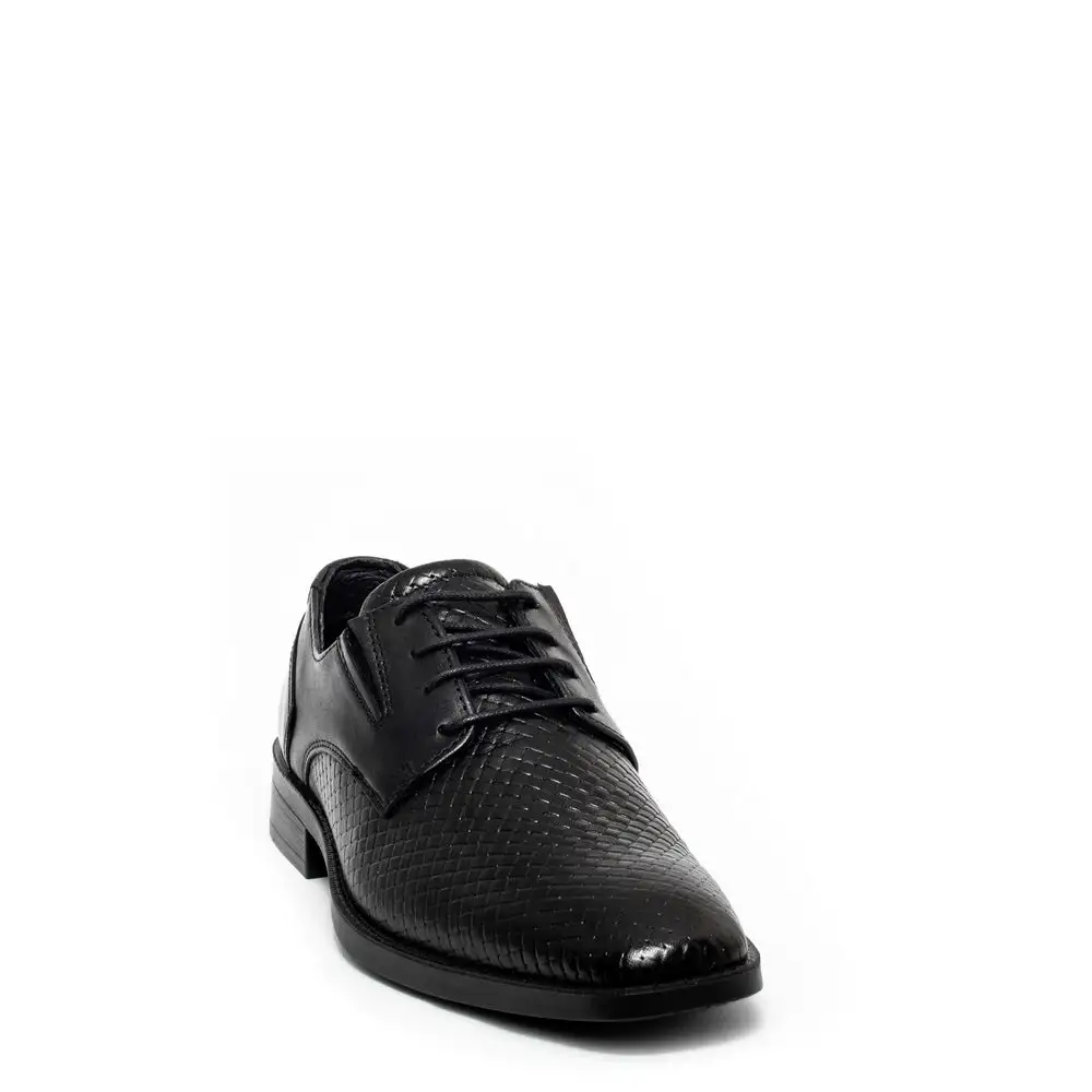 Minimal Slip On Leather Shoes