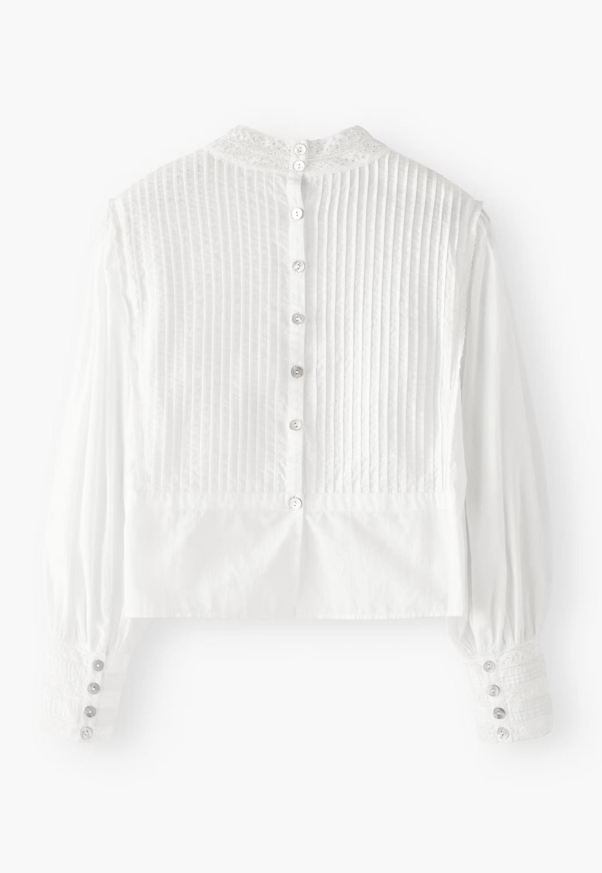 Pintuck blouse
Fine cotton