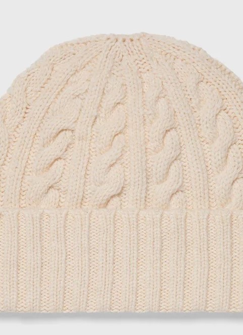 Lambswool Cable Hat - White
