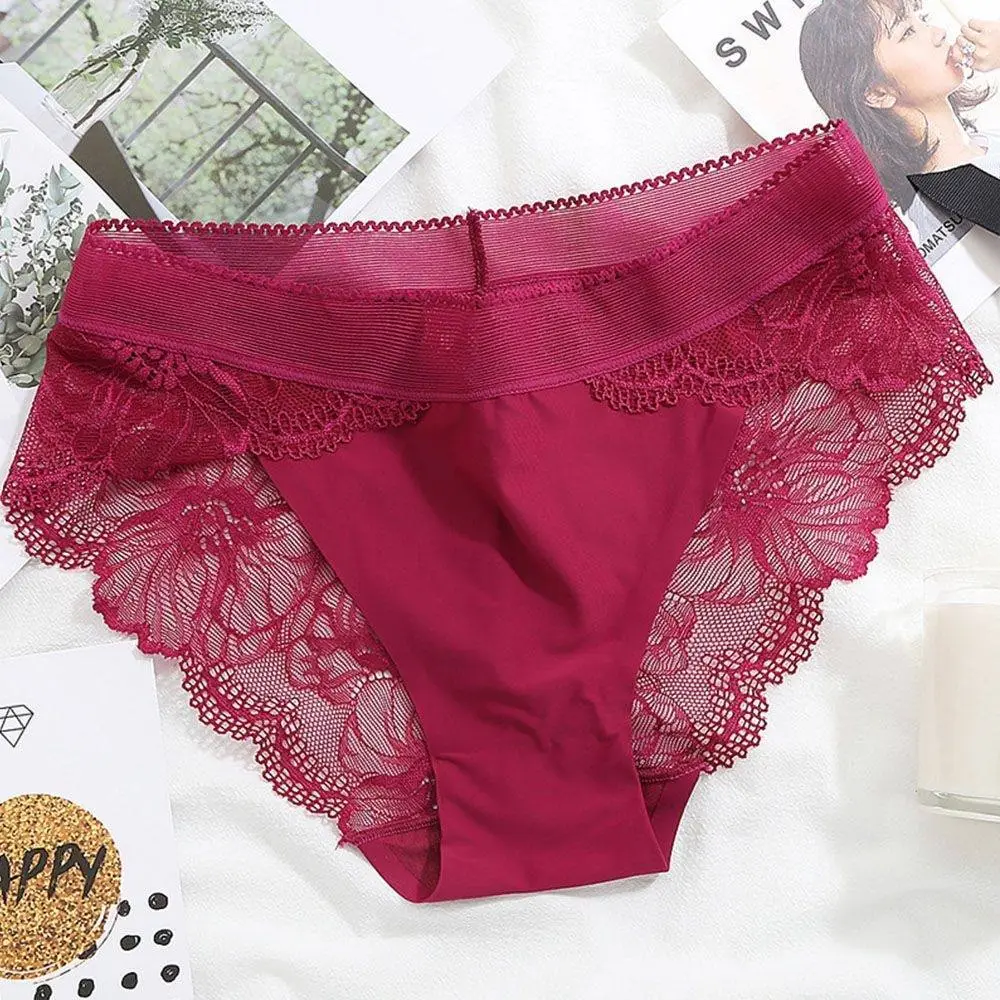 Versatile Classic Lace Briefs