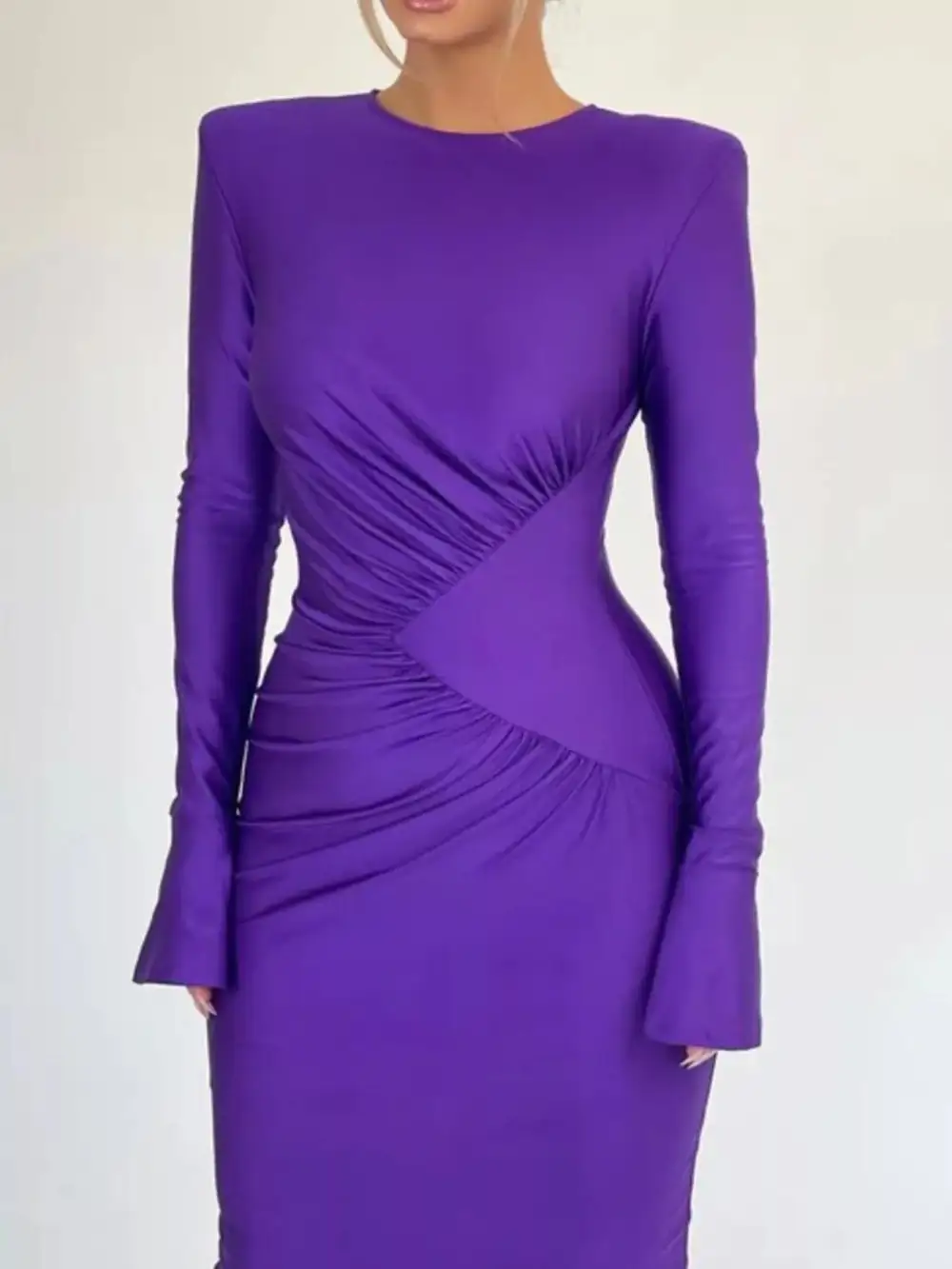 Lightweight Feel Ruched Long Sleeve Maxi Dress