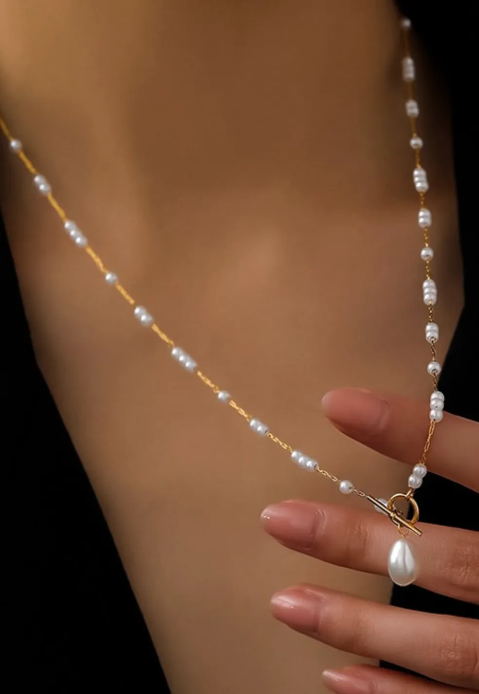 Layered Pearl Bead Necklace