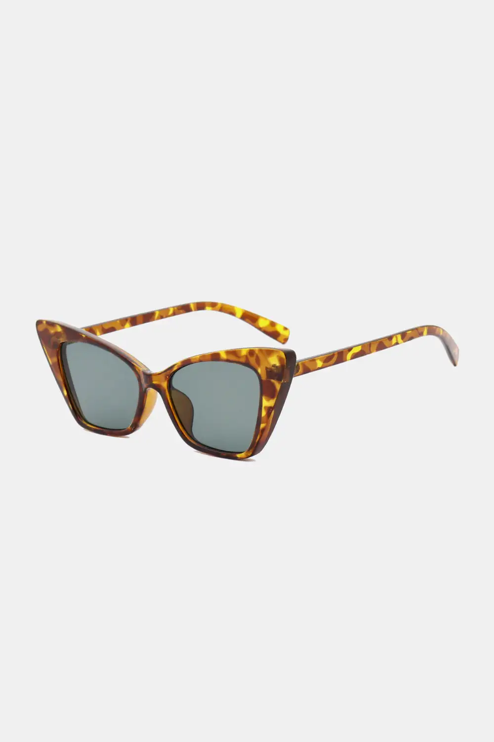 Low Profile Cat Eye Frame Sunglasses