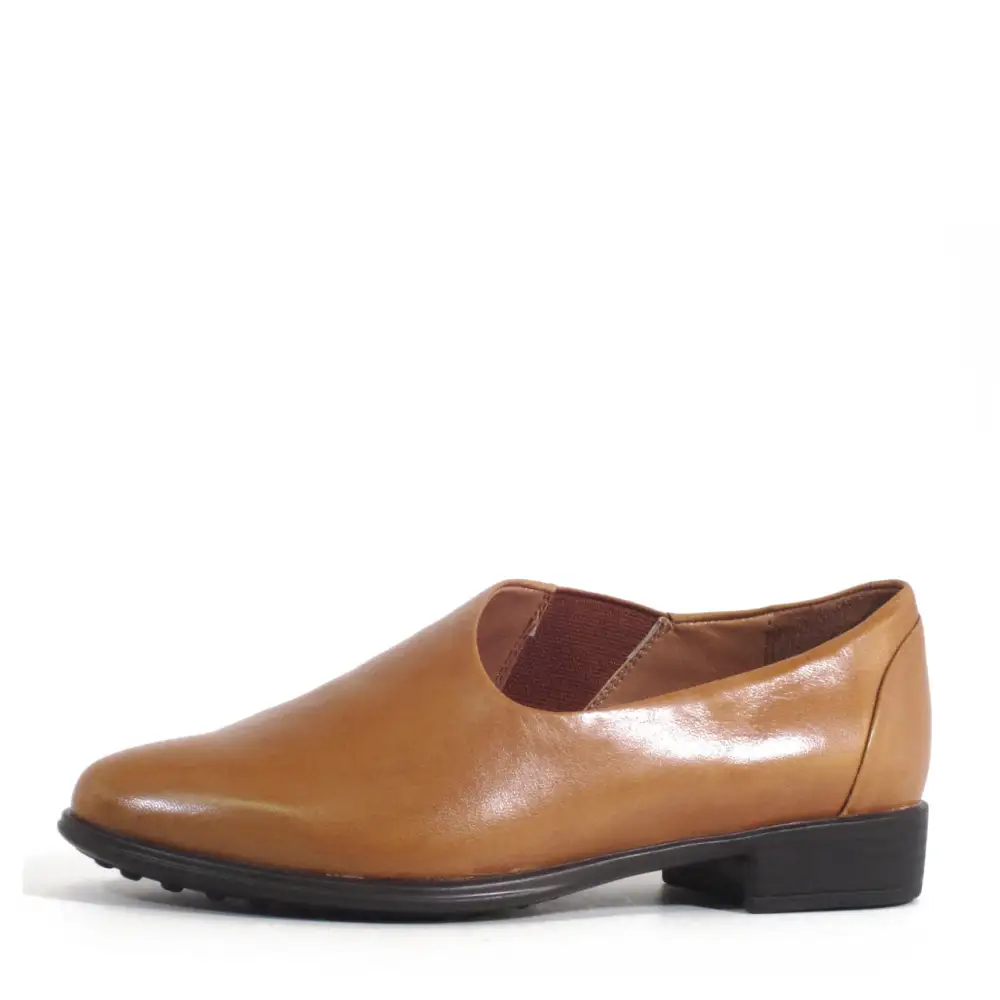 Sleek Leather Flat Loafers
