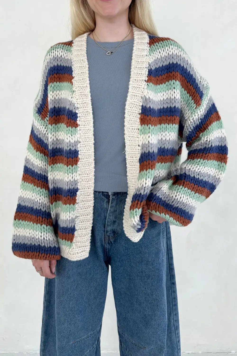 Simple Cut Soft Knit Cardigan