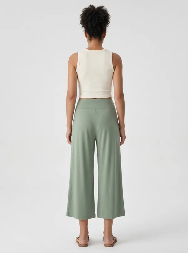 Essential Wide Leg Wardrobe Women's Cropped Pants