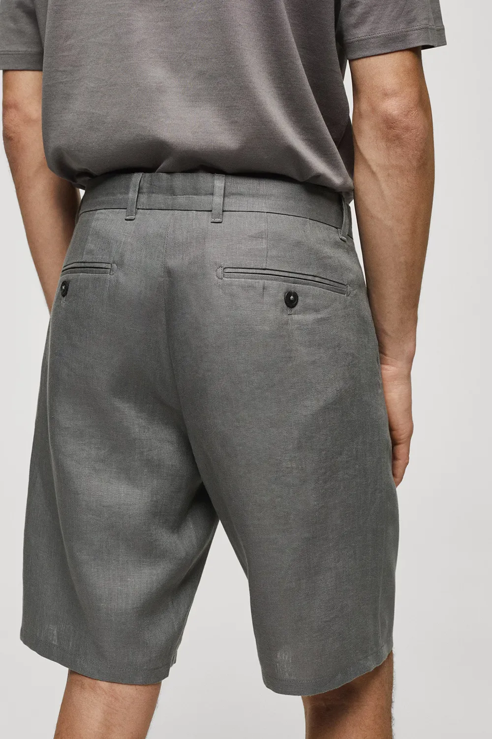Slim-Fit 100% Linen Shorts
