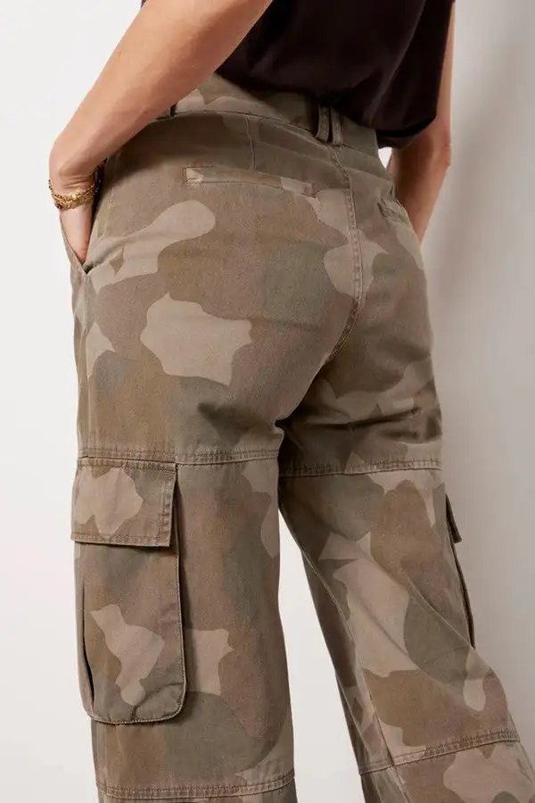 Camouflage High-Rise Cargo Pants