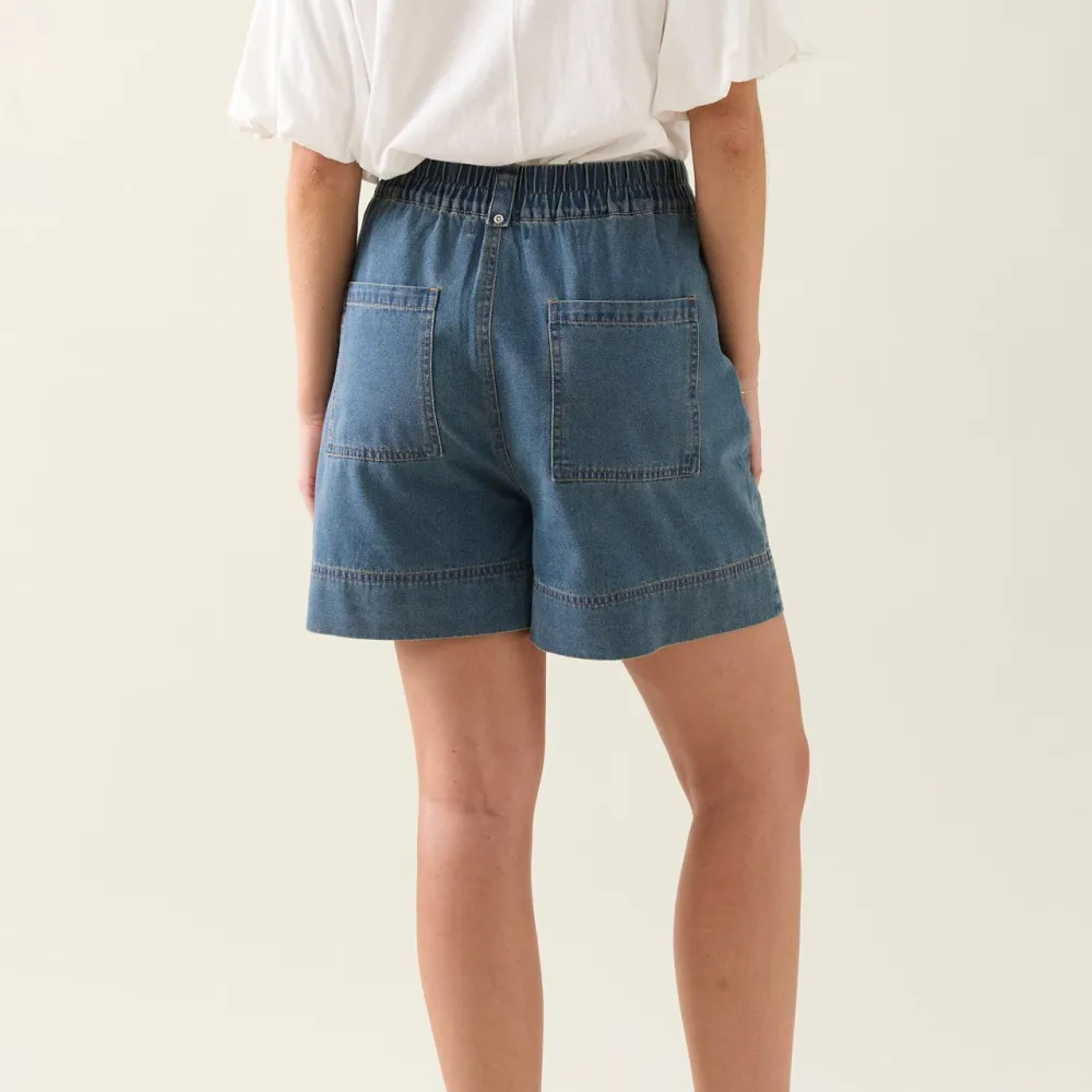 Women's High-Rise Wide-Hem Denim Shorts